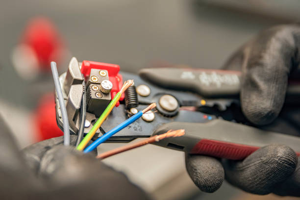 Best Circuit Breaker Repair  in Manassas Park, VA